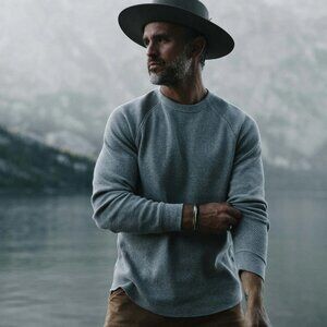 Taylor Stitch | Heavy Bag Waffle Crewneck | Color: Aluminum | Size: 40 (M)